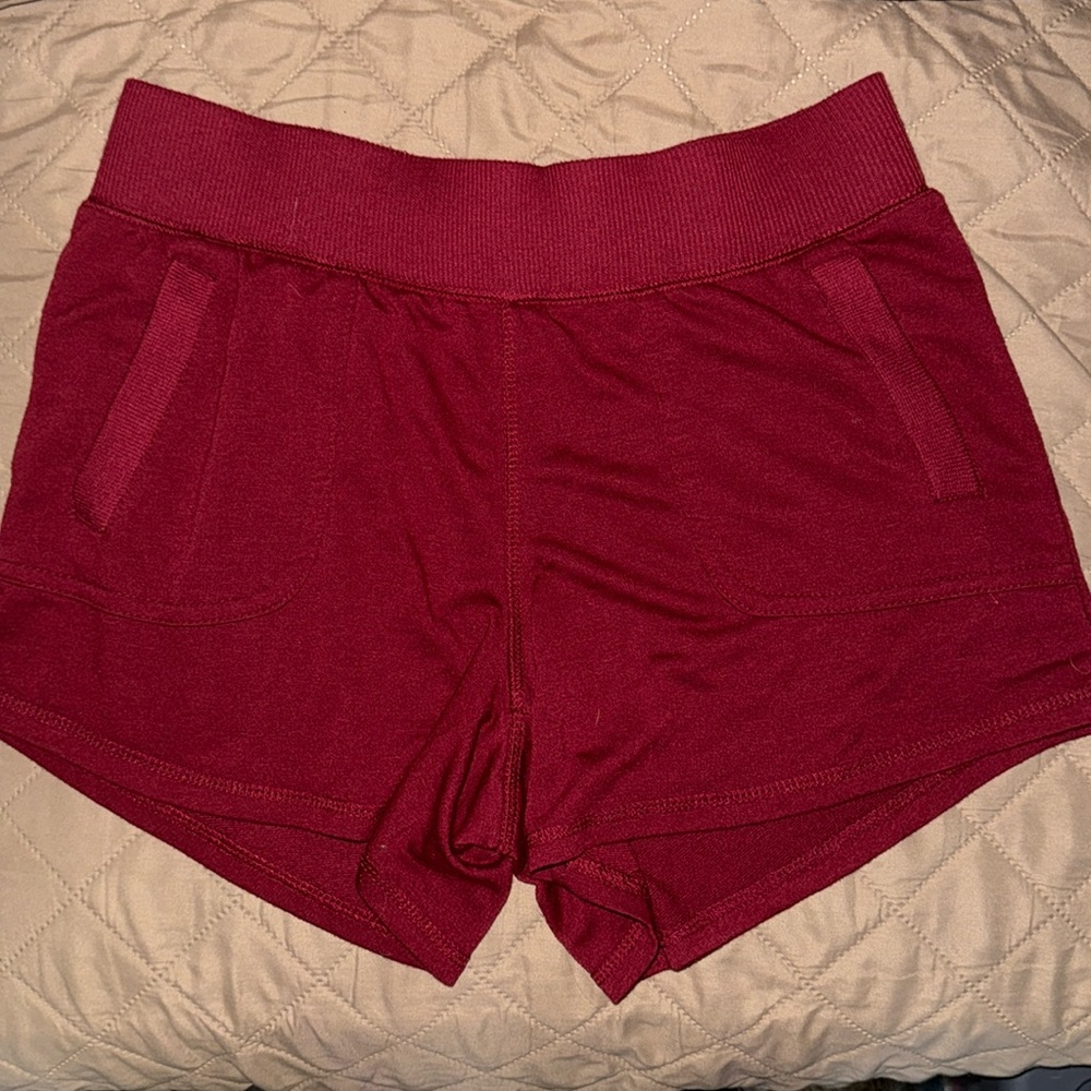 Comfy Red Athletic Shorts Small